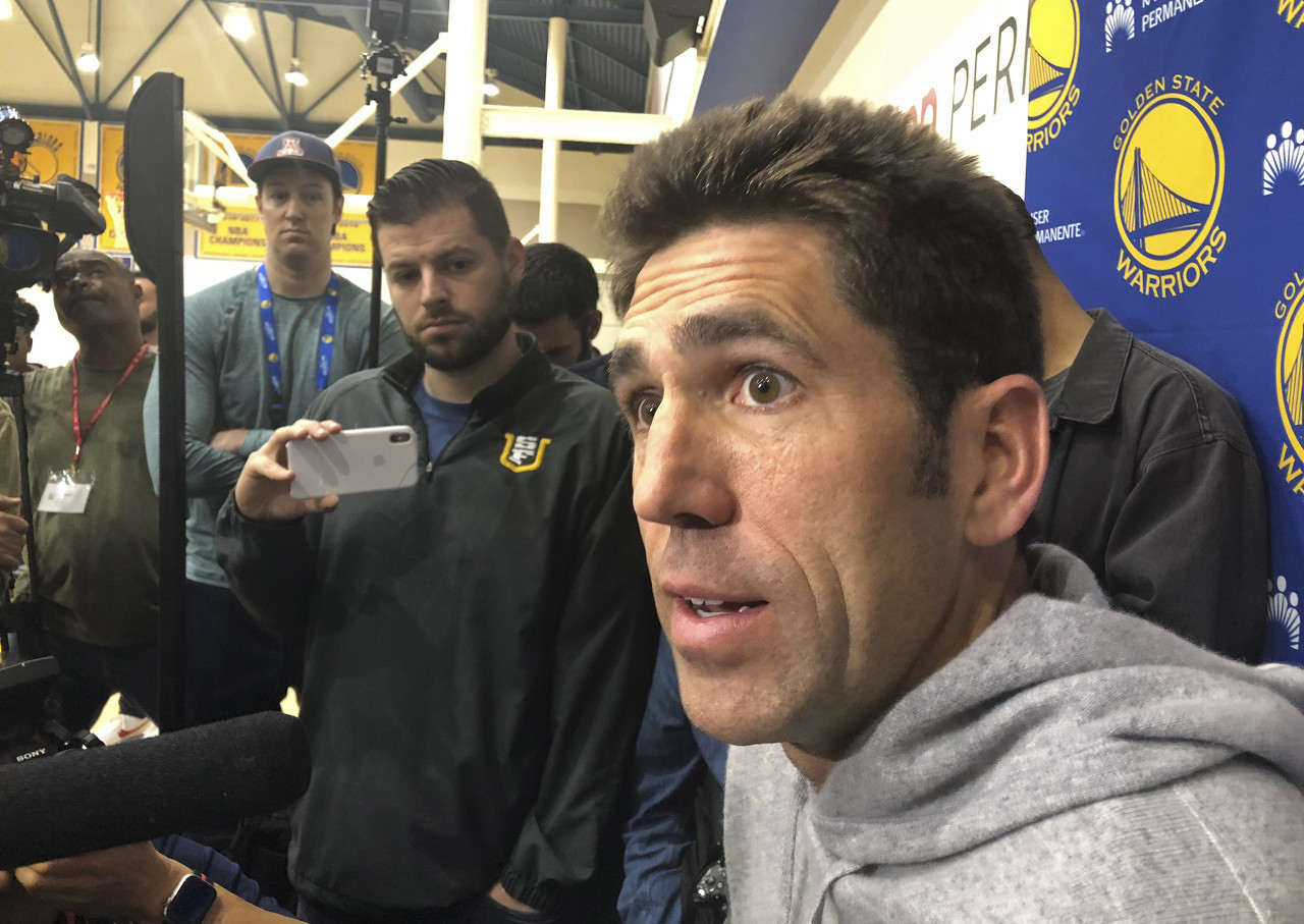Woj：邁爾斯是幫我做決定離開的人之一 他說巔峰引退不代表放棄